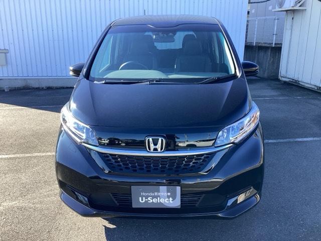 フリードハイブリッド ハイブリッド・Ｇ　両電動ドア　サイドエアバック　クルコン　スマキー　パワーステアリング　ＬＥＤライト　ウォークスルー　フルオートエアコン　Ｂカメラ　盗難防止システム　シートＨ　キーフリー　３列シート（2枚目）