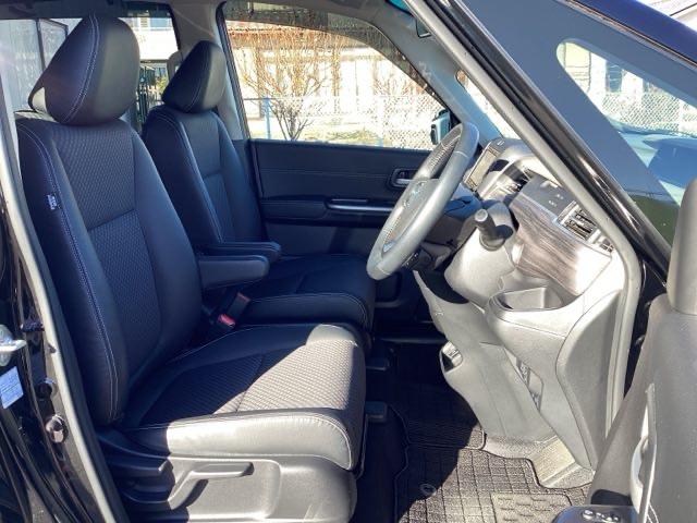 フリードハイブリッド ハイブリッド・Ｇ　両電動ドア　サイドエアバック　クルコン　スマキー　パワーステアリング　ＬＥＤライト　ウォークスルー　フルオートエアコン　Ｂカメラ　盗難防止システム　シートＨ　キーフリー　３列シート（15枚目）