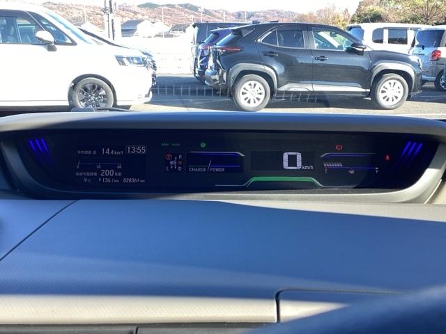 フリードハイブリッド ハイブリッド・Ｇ　両電動ドア　サイドエアバック　クルコン　スマキー　パワーステアリング　ＬＥＤライト　ウォークスルー　フルオートエアコン　Ｂカメラ　盗難防止システム　シートＨ　キーフリー　３列シート（19枚目）