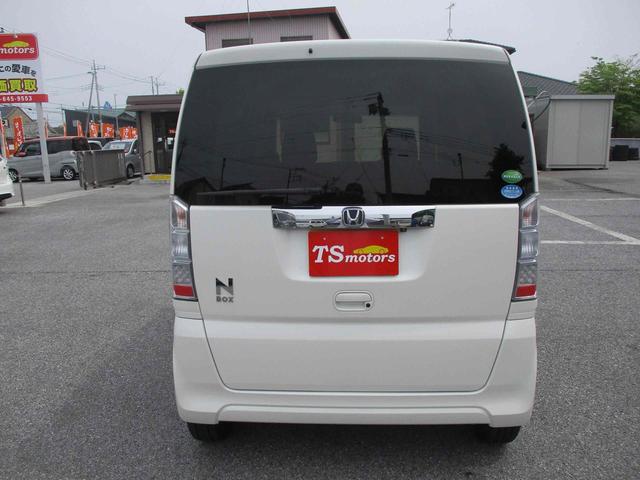 N-BOX G SSパッケージ ETC 両側スライド・片側電動 HID スマートキー アイドリングストップ 電動格納ミラー シートヒーター ベンチシート CVT 盗難防止システム ABS ESC アルミホイール 衝突安全ボディ(16枚目)