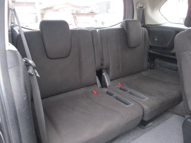 フリード Ｇ　ジャストセレクション　メモリ－ナビ　フルセグＴＶ　ＣＤ　ＤＶＤ　ＥＴＣ　フリップダウン後席モニタ－　オ－トライト　バックモニタ－　ＡＢＳ　盗難防止　インテリジェントキー　ＨＩＤライト　両側オートスライドドア（18枚目）