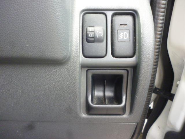 ハイゼットカーゴ ＤＸ　社外ナビ　キーレス　ＥＴＣ　切替４ＷＤ　タイミングチェーン車　オーバヘッドコンソール（17枚目）