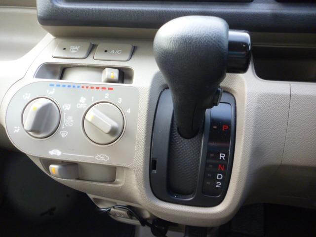 ライフ Ｃ　禁煙車　純正ナビ　ドライブレコーダー　キーレス　ＣＤ（13枚目）