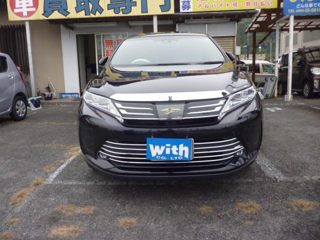 ハリアーハイブリッド プレミアム　ワンオーナー　禁煙車　４ＷＤ　トヨタセーフティーセンス　純正ナビ　フルセグＴＶ　ＥＴＣ　ドラレコ　バックカメラ　アイストップ　ハーフレザーシート　パワーシート　ハンドルスイッチ　クルーズコントロール（3枚目）