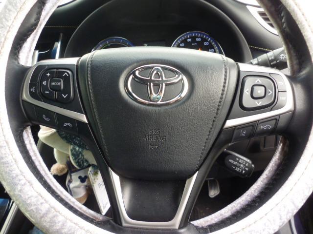 ハリアーハイブリッド プレミアム　ワンオーナー　禁煙車　４ＷＤ　トヨタセーフティーセンス　純正ナビ　フルセグＴＶ　ＥＴＣ　ドラレコ　バックカメラ　アイストップ　ハーフレザーシート　パワーシート　ハンドルスイッチ　クルーズコントロール（20枚目）