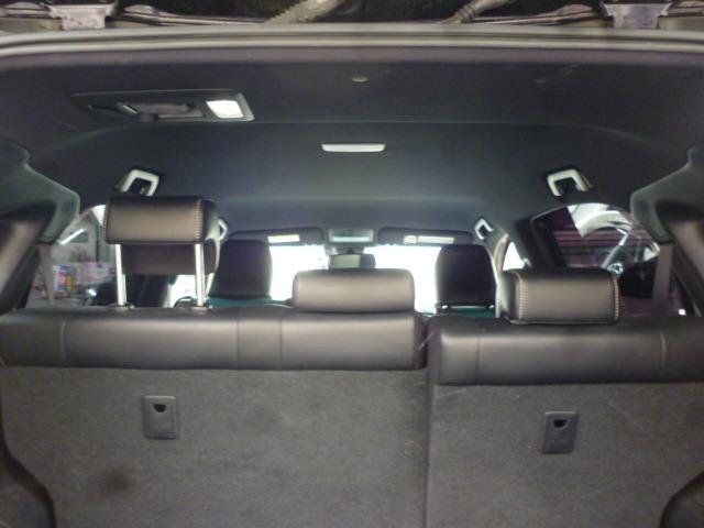 ハリアーハイブリッド プレミアム　ワンオーナー　禁煙車　４ＷＤ　トヨタセーフティーセンス　純正ナビ　フルセグＴＶ　ＥＴＣ　ドラレコ　バックカメラ　アイストップ　ハーフレザーシート　パワーシート　ハンドルスイッチ　クルーズコントロール（23枚目）