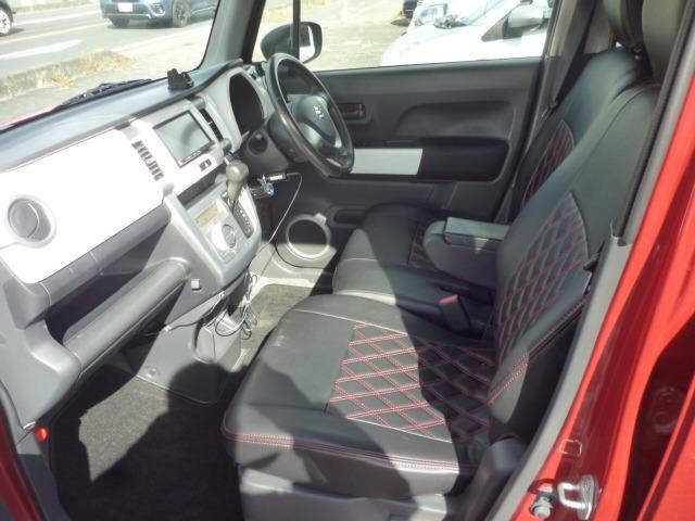 ハスラー Ｘ　禁煙車　レーダーブレーキ　プッシュスタート　純正ナビ　ワンセグＴＶ　バックカメラ　ドラレコ　ＥＴＣ　シートヒーター　アイドリングストップ　横滑り防止　ＨＩＤヘッドライト　革調シートカバー（8枚目）
