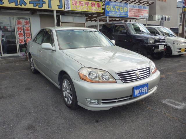 マークII グランデ３５ｔｈアニバーサリーナビパッケージ　ワンオーナー　禁煙車　純正ナビ　バックカメラ　ＥＴＣ　キーレス　パワーシート　電動格納ミラー　ＨＩＤヘッドライト　純正オーディオ　タイミングベルト交換済み（4枚目）