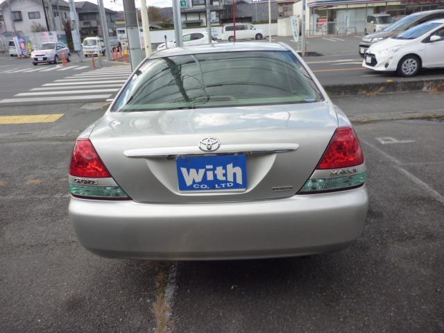 マークII グランデ３５ｔｈアニバーサリーナビパッケージ　ワンオーナー　禁煙車　純正ナビ　バックカメラ　ＥＴＣ　キーレス　パワーシート　電動格納ミラー　ＨＩＤヘッドライト　純正オーディオ　タイミングベルト交換済み（5枚目）