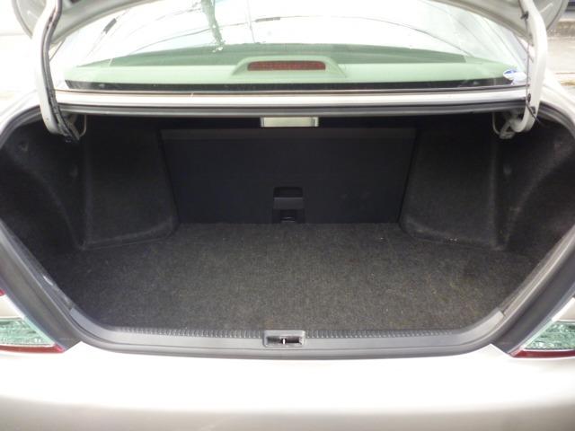 マークII グランデ３５ｔｈアニバーサリーナビパッケージ　ワンオーナー　禁煙車　純正ナビ　バックカメラ　ＥＴＣ　キーレス　パワーシート　電動格納ミラー　ＨＩＤヘッドライト　純正オーディオ　タイミングベルト交換済み（22枚目）