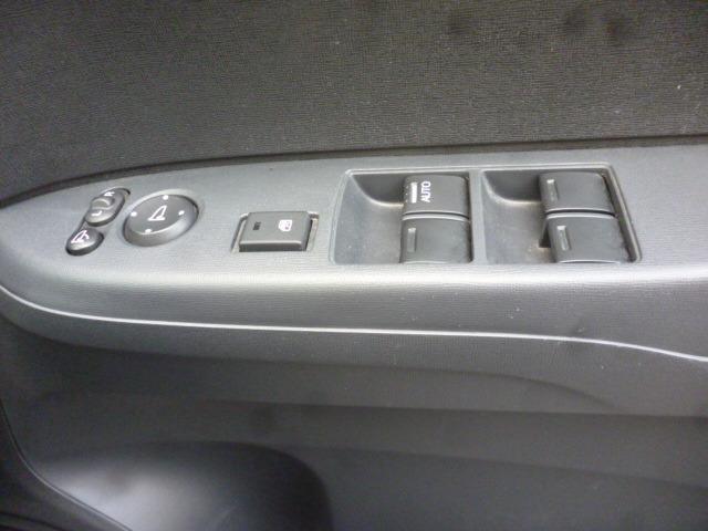 Ｎ－ＯＮＥ Ｇ　禁煙車　プッシュスタート　アイドリングストップ　純正ナビ　バックカメラ　スマートキー　横滑り防止　電動格納ウインカーミラー　ハンドルスイッチ　盗難防止　タイミングチェーン車（20枚目）