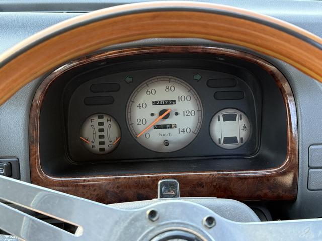 サンバーディアス ディアス クラシック 40thアニバーサリー ディアス クラシック 40thアニバーサリー 1000台限定車 オートマ パワステ パワーウインドウ エアコン ウッドステアリング(16枚目)