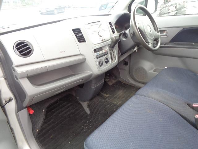 ワゴンＲ ＦＸ　車検整備付　走行６９２００ＫＭ　ＣＤ　キーレス　電動格納ミラー　３ヶ月保証付（17枚目）