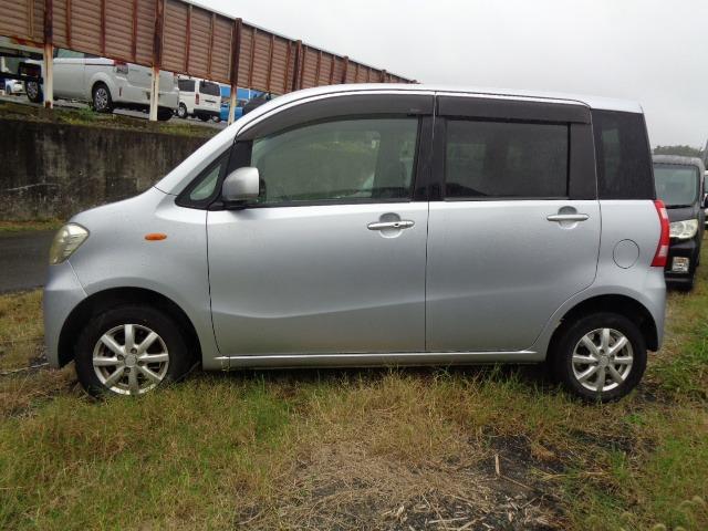 ルクラ Ｌスペシャル　車検整備付　走行８８４００Ｋ　タイミングベルト交換不要　ＣＤ　スマートキー　アルミ　電動格納ミラー　ダイハツタントエグゼ兄弟車　３ヶ月保証付（9枚目）