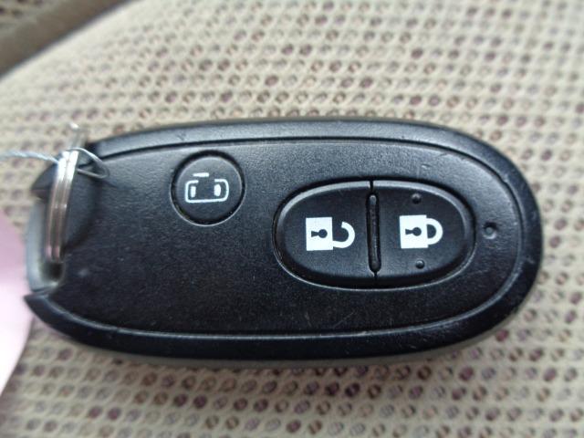 スマートキーキーレス付です、鍵の開閉が楽に出来ますよ。