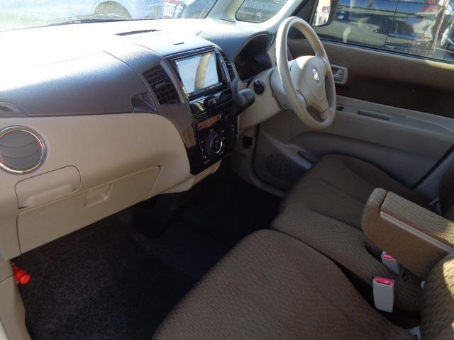 ルークス Ｇ　車検整備付　走行７０４００ＫＭ　ナビ　ＴＶ　スマートキー　プッシュスタート　Ｂカメラ　電動格納ミラー　両側スライド片側電動ドア　３ヶ月保証付（19枚目）