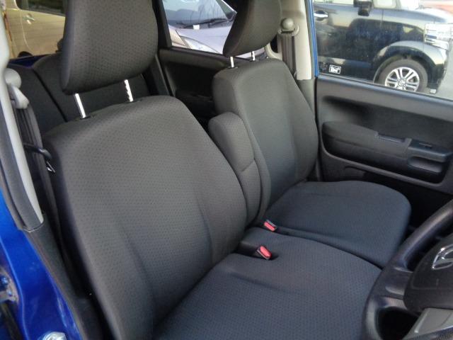 ライフ ディーバ　車検整備付　走行４１６００ＫＭ　メモリーナビ　ＣＤ　スマートキー　純正エアロ　　電動格納ミラー　３ヶ月保証付（18枚目）