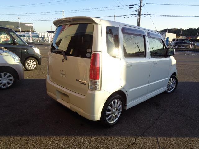 ワゴンＲ ＦＸ－Ｓリミテッド　車検整備付　走行１４００００Ｋ　タイミングベルト交換不要　ＣＤ　ＭＤ　キーレス　アルミ　電動格納ミラー　３ヶ月保証付（6枚目）