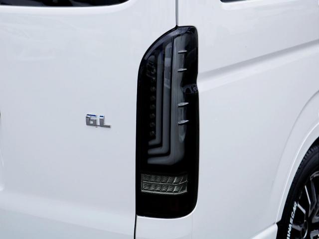 ハイエースワゴン ＧＬ　ファミリア内装架装　アルパインＢＩＧＸナビ　ＥＴＣ　ＨＤＭＩ　デジタルインナーミラー　パノラミックビューモニター　クリアランスソナー　ＬＥＤヘッドライト　ＤＥＬＦ０６　１７インチＡＷ　ナスカータイヤ（51枚目）