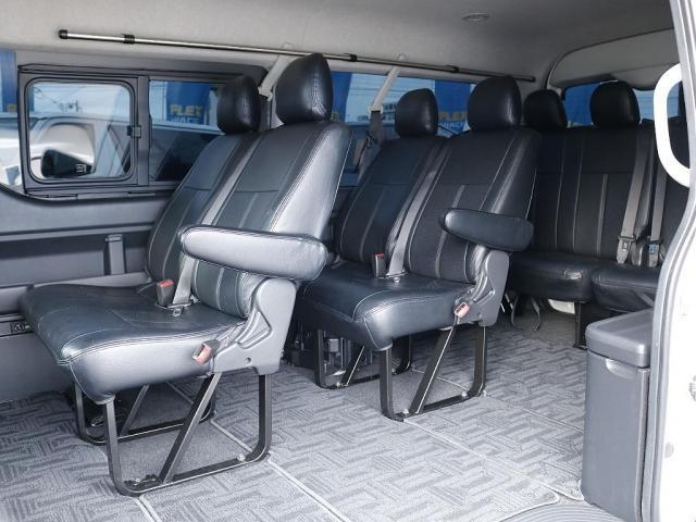 ハイエースワゴン  トヨタ純正ナビ ETC デジタルインナーミラー パノラミックビューモニター クリアランスソナー 100Vコンセント LEDヘッドライト ルーフスピーカー シートカバー DELF03 17inAW(30枚目)