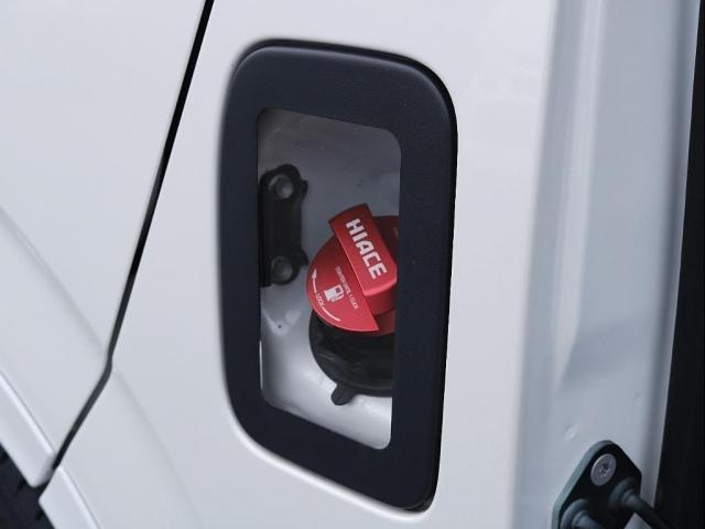 ハイエースワゴン  トヨタ純正ナビ ETC デジタルインナーミラー パノラミックビューモニター クリアランスソナー 100Vコンセント LEDヘッドライト ルーフスピーカー シートカバー DELF03 17inAW(52枚目)