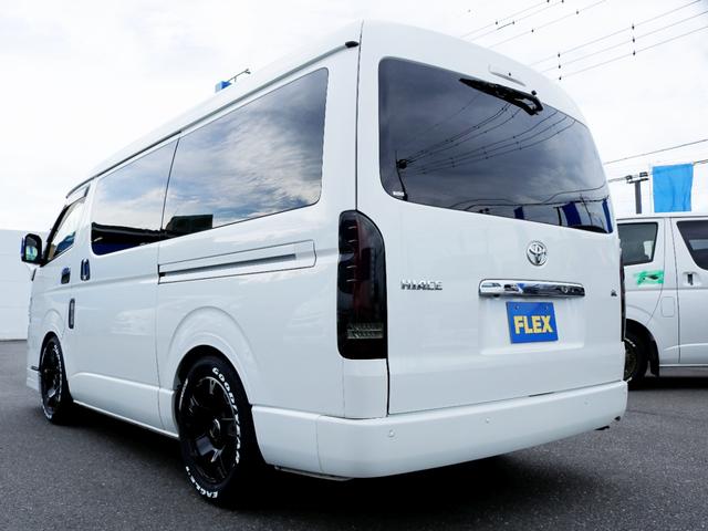 ハイエースワゴン  トヨタ純正ナビ ETC デジタルインナーミラー パノラミックビューモニター クリアランスソナー 100Vコンセント LEDヘッドライト ルーフスピーカー シートカバー DELF03 17inAW(60枚目)
