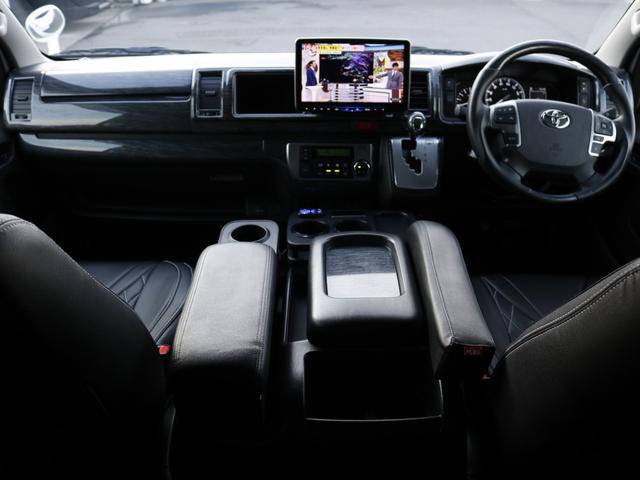 ハイエースワゴン アルパインBIGXナビ デジタルインナーミラー パノラミックビューモニター クリアランスソナー ETC 100Vコンセント アルパイン12.8インチフリップダウン ルーフスピーカー ブレーキロック(9枚目)