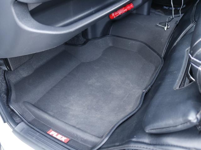 ハイエースワゴン アルパインBIGXナビ デジタルインナーミラー パノラミックビューモニター クリアランスソナー ETC 100Vコンセント アルパイン12.8インチフリップダウン ルーフスピーカー ブレーキロック(35枚目)