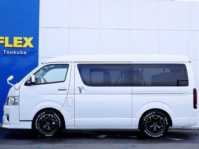 ハイエースワゴン ＧＬ　ロング　カロッツェリア７インチナビ　１０インチフリップダウンモニター　ＥＴＣ　デジタルインナーミラー　クリアランスソナー　パノラミックビューモニター　１７インチアルミホイール　ナスカータイヤ　スマートベッド（5枚目）