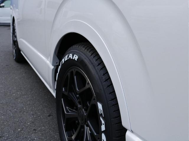 ハイエースワゴン ＧＬ　ロング　カロッツェリア７インチナビ　１０インチフリップダウンモニター　ＥＴＣ　デジタルインナーミラー　クリアランスソナー　パノラミックビューモニター　１７インチアルミホイール　ナスカータイヤ　スマートベッド（22枚目）
