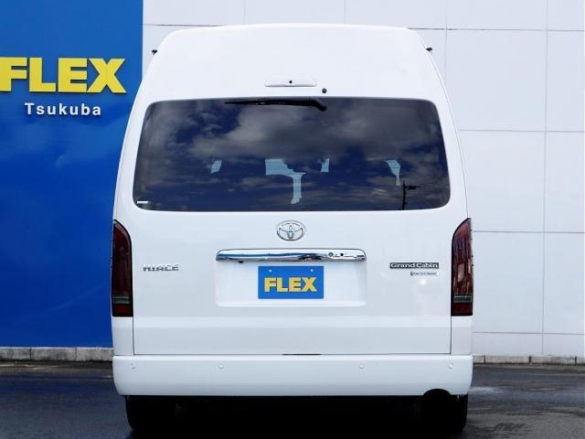 ハイエースワゴン グランドキャビン ファインテックツアラー 【キャプテンシート】【BIGX】(6枚目)