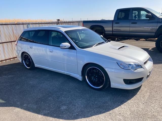 レガシィツーリングワゴン 2.0GTスペックB 18インチアルミホイール ETC シートヒーター マフラー STiサスペンション STiグリル サンルーフ 後期型STiフレキシブルタワーバー ドラレコ プッシュスタート パワーシート(4枚目)