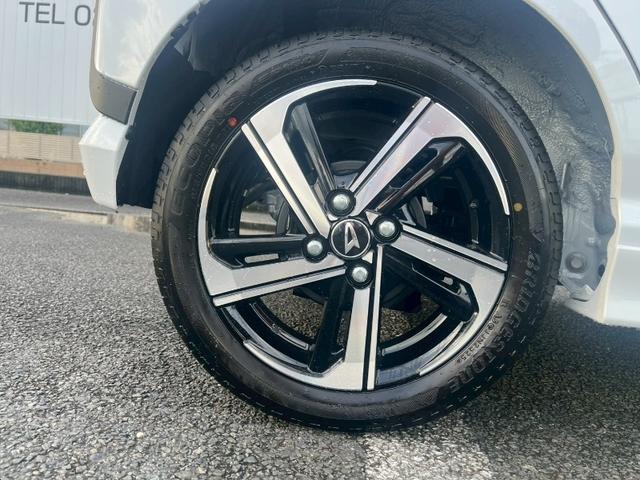 ムーヴ RS 登録届出済未使用車 両側電動スライド スマアシ 追従型クルーズコントロール LEDライト パノラマモニター バックカメラ 衝突被害軽減 車線逸脱警告 スマートキー アイドリングストップ フォグランプ スペアキー 取扱説明書 保証書(9枚目)