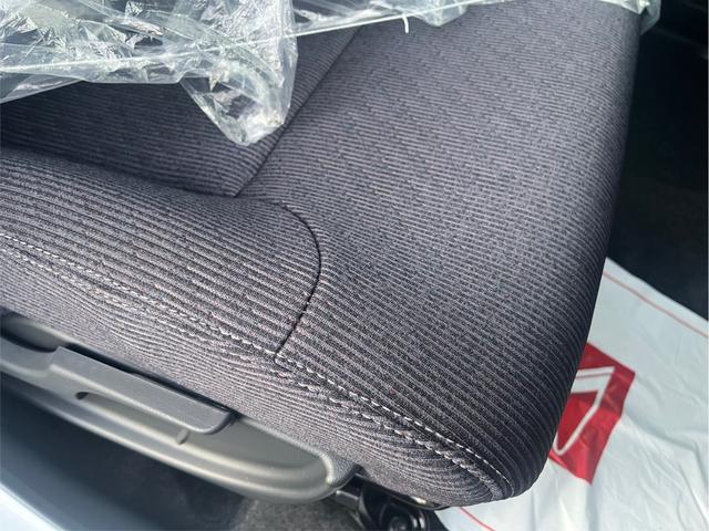 ムーヴ RS 登録届出済未使用車 両側電動スライド スマアシ 追従型クルーズコントロール LEDライト パノラマモニター バックカメラ 衝突被害軽減 車線逸脱警告 スマートキー アイドリングストップ フォグランプ スペアキー 取扱説明書 保証書(18枚目)