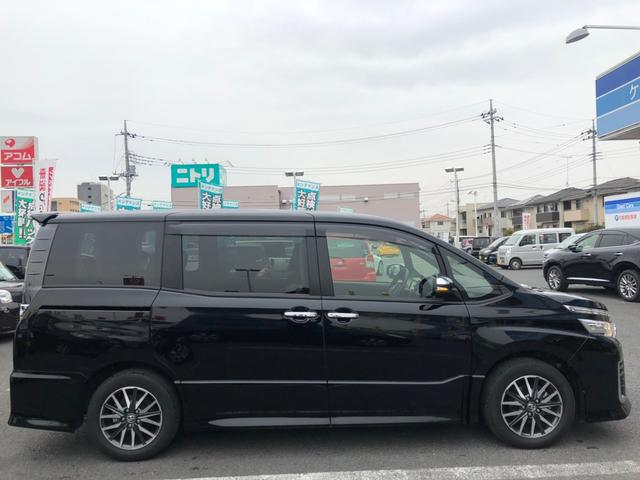 ZS 煌 SDナビ 後席モニター 両側電動ドア LEDライト(4枚目)