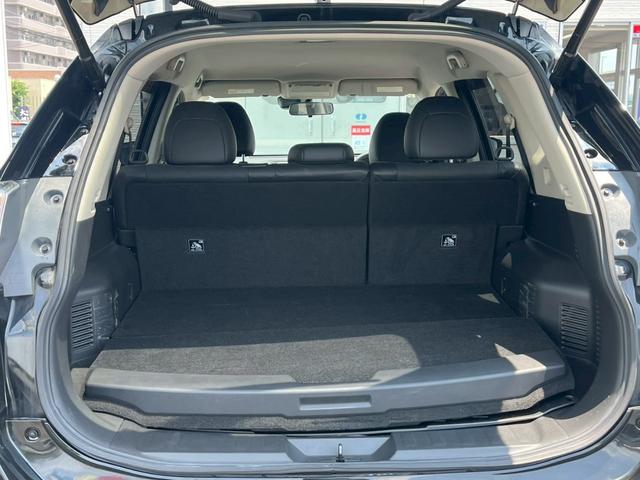 エクストレイル ２０Ｘ　ハイブリッド　エマージェンシーブレーキＰ　禁煙車　パワーバックドア　衝突軽減＆車線逸脱警告　パートタイム４ＷＤ　ヒーテッドドアミラー　ナビ　地デジ　ＢＬＵＥＴＯＯＴＨ　ＤＶＤ再生　バックカメラ　純正アルミ　ＬＥＤヘッドライト　スペアキー有り　保証書（25枚目）