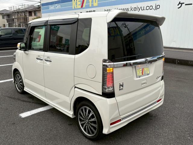 Ｎ－ＢＯＸカスタム Ｇ・ターボＬパッケージ　禁煙　社外７型ナビ　両側スライドドア　クルコン　２２年製ダンロップタイヤ　ワンセグ　ＣＤ　バックカメラ　前ドラレコ　ＥＴＣ　純正アルミ　ＨＩＤライト　フォグ　パドルシフト　ハーフレザーシート　リアスポイラー　スペアキー　記録簿（13枚目）