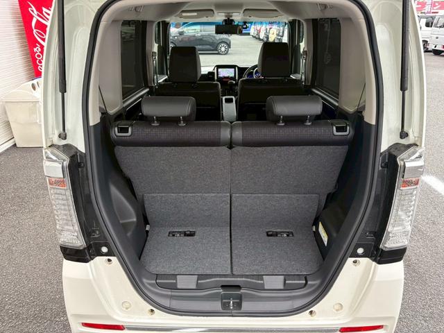 Ｎ－ＢＯＸカスタム Ｇ・ターボＬパッケージ　禁煙　社外７型ナビ　両側スライドドア　クルコン　２２年製ダンロップタイヤ　ワンセグ　ＣＤ　バックカメラ　前ドラレコ　ＥＴＣ　純正アルミ　ＨＩＤライト　フォグ　パドルシフト　ハーフレザーシート　リアスポイラー　スペアキー　記録簿（20枚目）