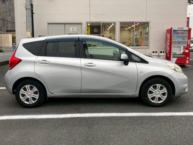 ノート Ｘ　ＤＩＧ－Ｓ　禁煙車　群馬仕入　社外７インチＳＤナビ　バックカメラ　ＥＴＣ　地デジ　Ｂｌｕｅｔｏｏｔｈオーディオ　ＣＤ／ＤＶＤ再生　ＵＳＢ－Ａ　スマートキー　プッシュスタート　アイドリングストップ　ＡＢＳ　電動格納ミラー　スペアキー有　取扱説明書　保証書（11枚目）