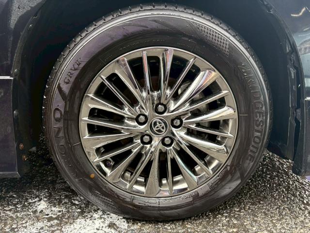 アルファードハイブリッド エグゼクティブラウンジS 禁煙車 当店下取車 1オーナー JBL10.5型ナビ モデリスタエアロ パノラミックビューモニター 後席モニター ツインムーンルーフ 地デジ DVD再生 BLUETOOTH 電動温熱&冷感シート 両側電動&電動バックドア 保証書(16枚目)