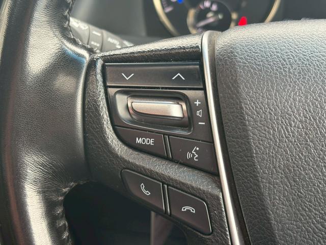 アルファードハイブリッド エグゼクティブラウンジS 禁煙車 当店下取車 1オーナー JBL10.5型ナビ モデリスタエアロ パノラミックビューモニター 後席モニター ツインムーンルーフ 地デジ DVD再生 BLUETOOTH 電動温熱&冷感シート 両側電動&電動バックドア 保証書(36枚目)
