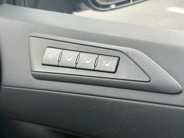 アルファードハイブリッド エグゼクティブラウンジS 禁煙車 当店下取車 1オーナー JBL10.5型ナビ モデリスタエアロ パノラミックビューモニター 後席モニター ツインムーンルーフ 地デジ DVD再生 BLUETOOTH 電動温熱&冷感シート 両側電動&電動バックドア 保証書(41枚目)