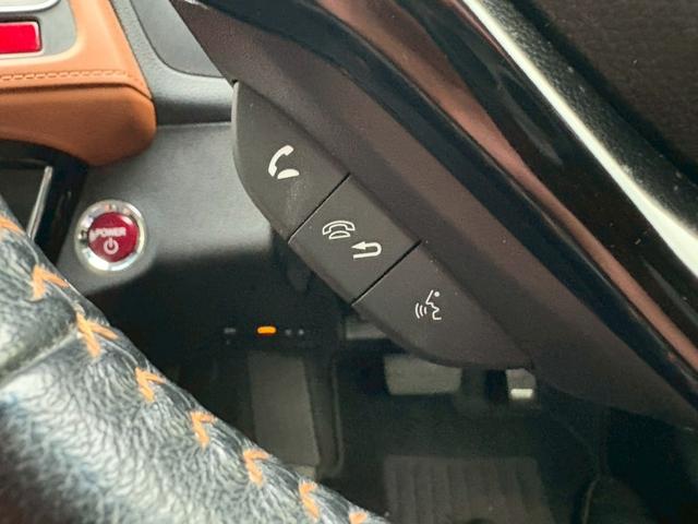 ヴェゼル ハイブリッドＺ　禁煙者　１オーナー　ＨＤＭＩ／ＵＳＢ入力端子　シティブレーキアクティブシステム　純正７型ナビ　ＤＶＤ再生　地デジ　ＢＬＵＥＴＯＯＴＨ　バックカメラ　純正アルミ　ルーフレール　シートヒーター　ＬＥＤライト　盗難防止装置　取扱説明書　保証書（26枚目）