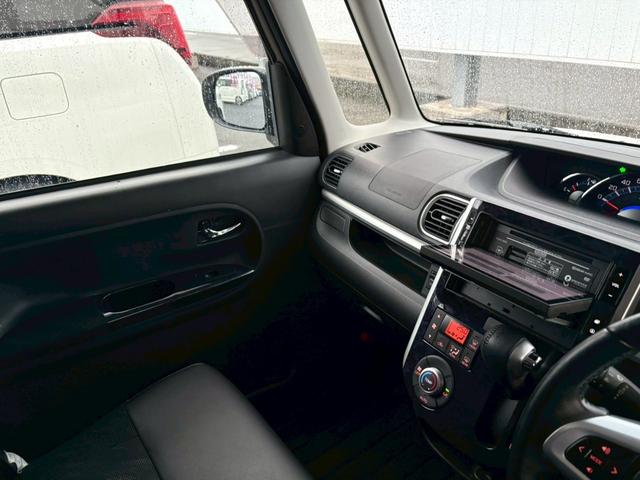 タント カスタムRS トップエディションVS SAIII 禁煙 純正7型地デジナビ セーフティサポート3 両側自動スライドドア バックカメラ DVD 前ドラレコ LEDオートライト 半革シート シートヒータ クルコン 電動パーキングブレーキ  パドルシフト 保証書(32枚目)