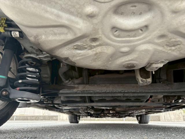 プリウス S 佐野店下取車 禁煙車 社外7型ナビ 1セグ DVD再生 CD ラジオ ETC スマートキー フォグランプ オートライト アイドリングストップ 盗難防止装置 取扱説明書 記録簿有り 保証書(35枚目)