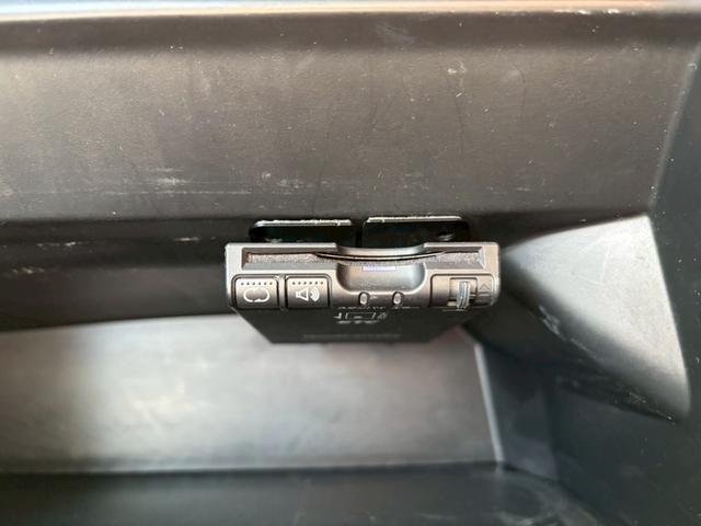 N-BOXカスタム G・ターボLパッケージ 禁煙車 メモリーナビ TV 両側自動ドア クルーズコントロール TRC パドルシフト ETC エンジンプッシュスタート HID フォグランプ 純正アルミ ウインカー電格ミラ- スマートキー オートエアコン(31枚目)