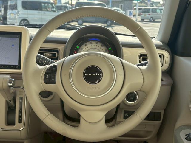 アルトラパン X 禁煙1オーナー 8型地デジナビ スズキセーフティサポート 車線逸脱警告 23年製ダンロップタイヤ 純正ナビ LEDオートハイビーム Bluetooth DVD USB バックカメラ コーナーセンサー シートヒーター スマートキー 取説 保証書 記録簿(24枚目)