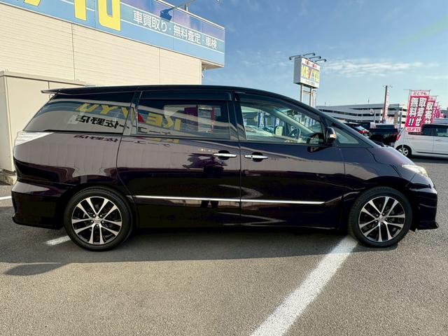 エスティマ アエラス プレミアムエディション 禁煙 純正ナビ&後席モニタ 両側電動スライドドア HIDヘッドライト&フォグランプ 電動ハーフレザーシート バックカメラ クルーズコントロール ビルトインETC ウッドステア 地デジ Bluetooth CD/DVD 保証書(11枚目)