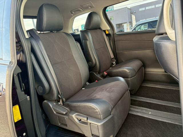 エスティマ アエラス プレミアムエディション 禁煙 純正ナビ&後席モニタ 両側電動スライドドア HIDヘッドライト&フォグランプ 電動ハーフレザーシート バックカメラ クルーズコントロール ビルトインETC ウッドステア 地デジ Bluetooth CD/DVD 保証書(19枚目)