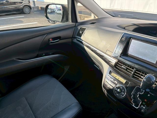 エスティマ アエラス プレミアムエディション 禁煙 純正ナビ&後席モニタ 両側電動スライドドア HIDヘッドライト&フォグランプ 電動ハーフレザーシート バックカメラ クルーズコントロール ビルトインETC ウッドステア 地デジ Bluetooth CD/DVD 保証書(23枚目)